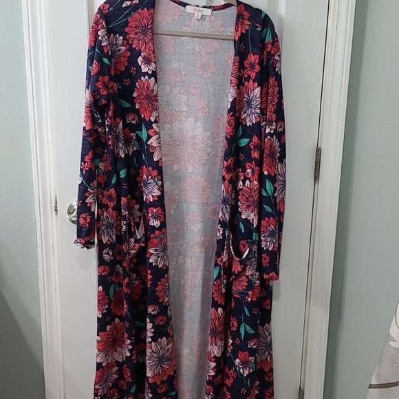 LuLaRoe Sweaters - LulaRoe Sarah Cardigan